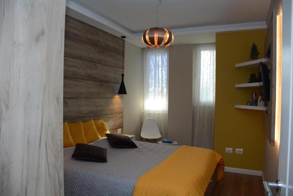 Central Comfy Apartment Tirana Exterior photo