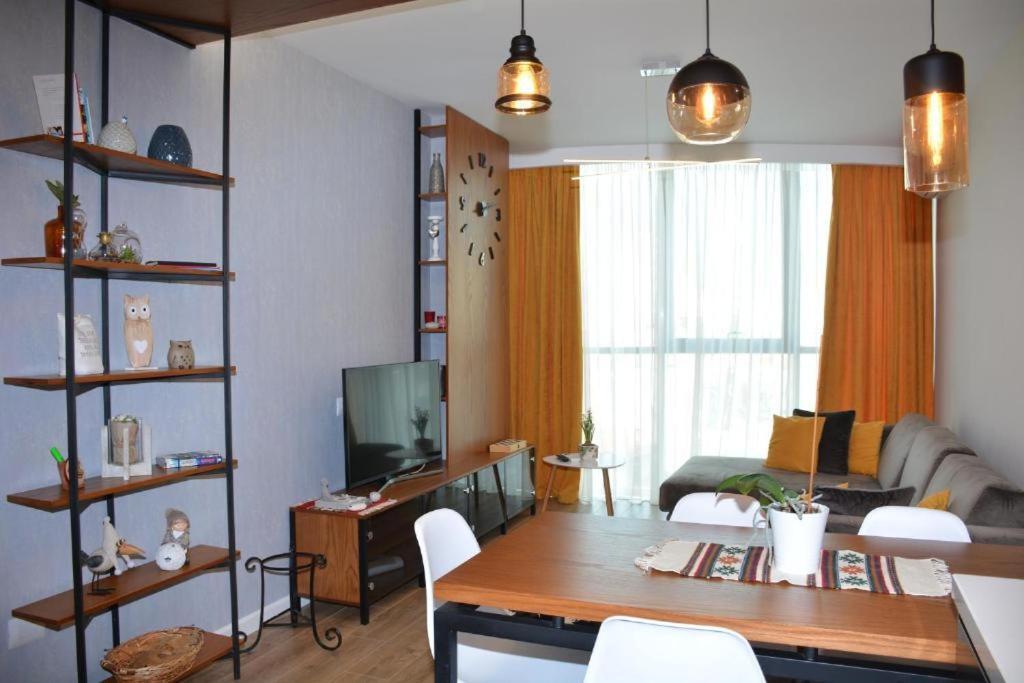 Central Comfy Apartment Tirana Exterior photo