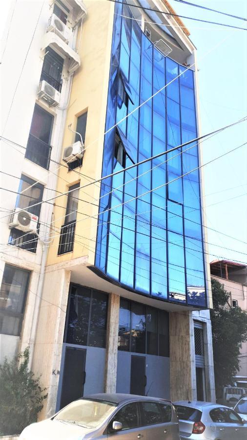 Central Comfy Apartment Tirana Exterior photo